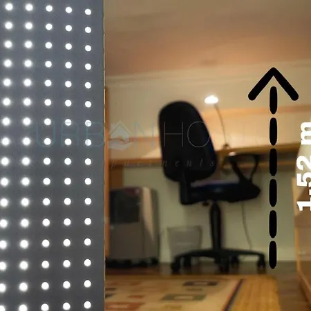 Vivienda Turistica Con Encanto Centrico, Wifi Y Patio Apartmán