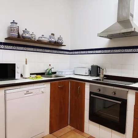 Vivienda Turistica Con Encanto Centrico, Wifi Y Patio Apartment *