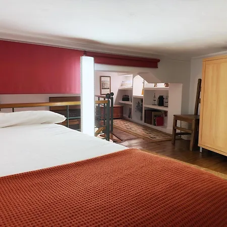 Vivienda Turistica Con Encanto Centrico, Wifi Y Patio *